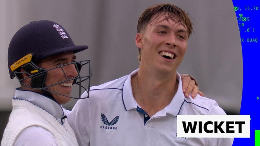 'What a moment!' Hull claims maiden Test wicket 'What a moment!' Hull claims maiden Test wicket