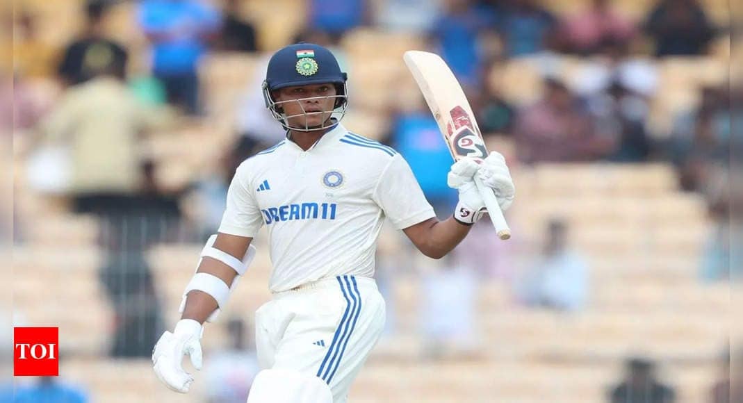 Yashasvi Jaiswal continues record-breaking spree, joins Gundappa Vishwanath and Sunil Gavaskar in an elite list | Cricket News Yashasvi Jaiswal continues record-breaking spree, joins Gundappa Vishwanath and Sunil Gavaskar in an elite list | Cricket News