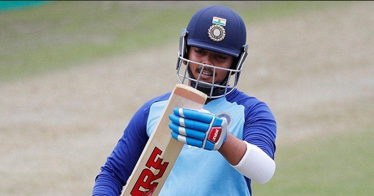 टेस्ट डेब्यू पर शतक, टीम इंडिया से हुआ बाहर, अब पृथ्वी शॉ का रणजी टीम से भी कट गया पत्ता टेस्ट डेब्यू पर शतक, टीम इंडिया से हुआ बाहर, अब पृथ्वी शॉ का रणजी टीम से भी कट गया पत्ता