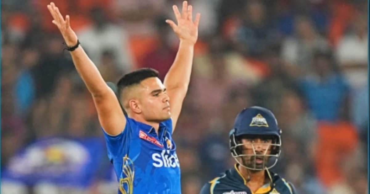 VHT: सचिन का सीना हुआ चौड़ा, 2 क्लीन बोल्ड के साथ बेटे अर्जुन तेंदुलकर ने झटके 3 विकेट, खलबली मचा टीम को दिलाई जीत VHT: सचिन का सीना हुआ चौड़ा, 2 क्लीन बोल्ड के साथ बेटे अर्जुन तेंदुलकर ने झटके 3 विकेट, खलबली मचा टीम को दिलाई जीत