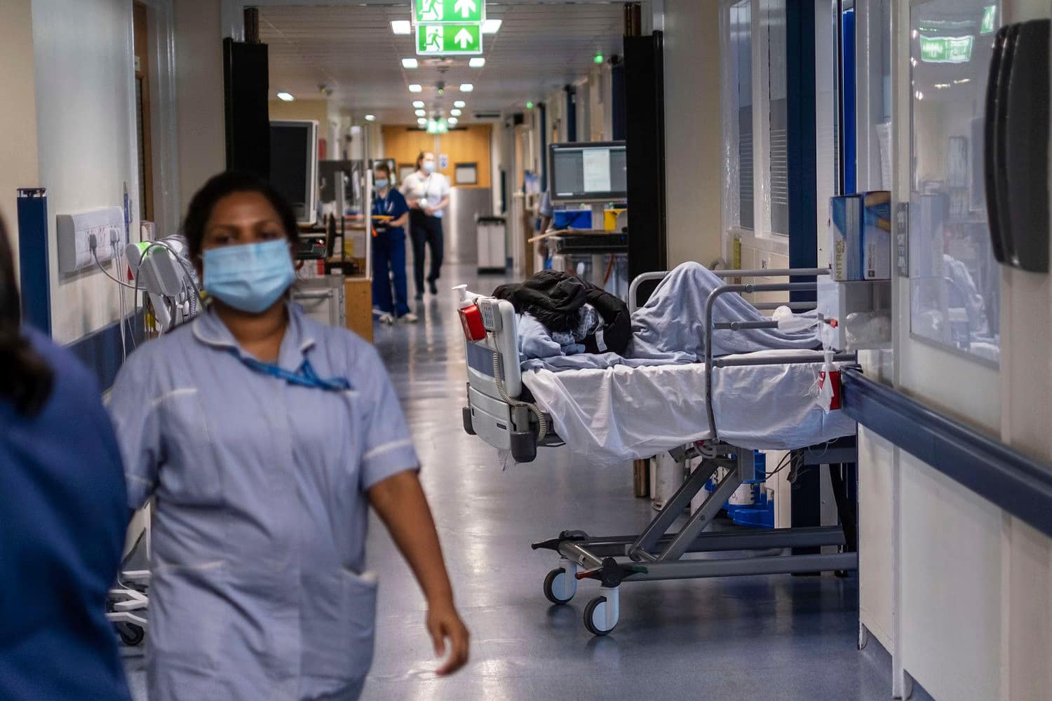 U.K.’s public health service is in crisis, threatening a British institution U.K.’s public health service is in crisis, threatening a British institution