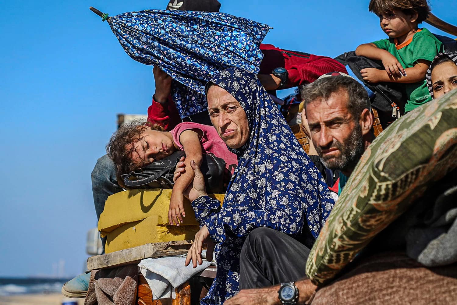 Israeli troops push into Gaza City, forcing Palestinians to flee their assault Israeli troops push into Gaza City, forcing Palestinians to flee their assault