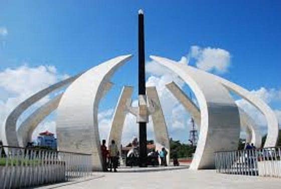 चेन्नई: एक ऐतिहासिक शहर की यात्रा चेन्नई: एक ऐतिहासिक शहर की यात्रा